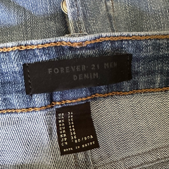 NWT✨2/$20 FOREVER 21 SKINNY CROPPED JEANS - Picture 7 of 9